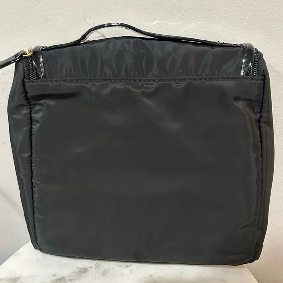 Victoria’s Secret Cosmetic Bag Hanging and  Luggage tag/address NWT - Picture 4 of 6